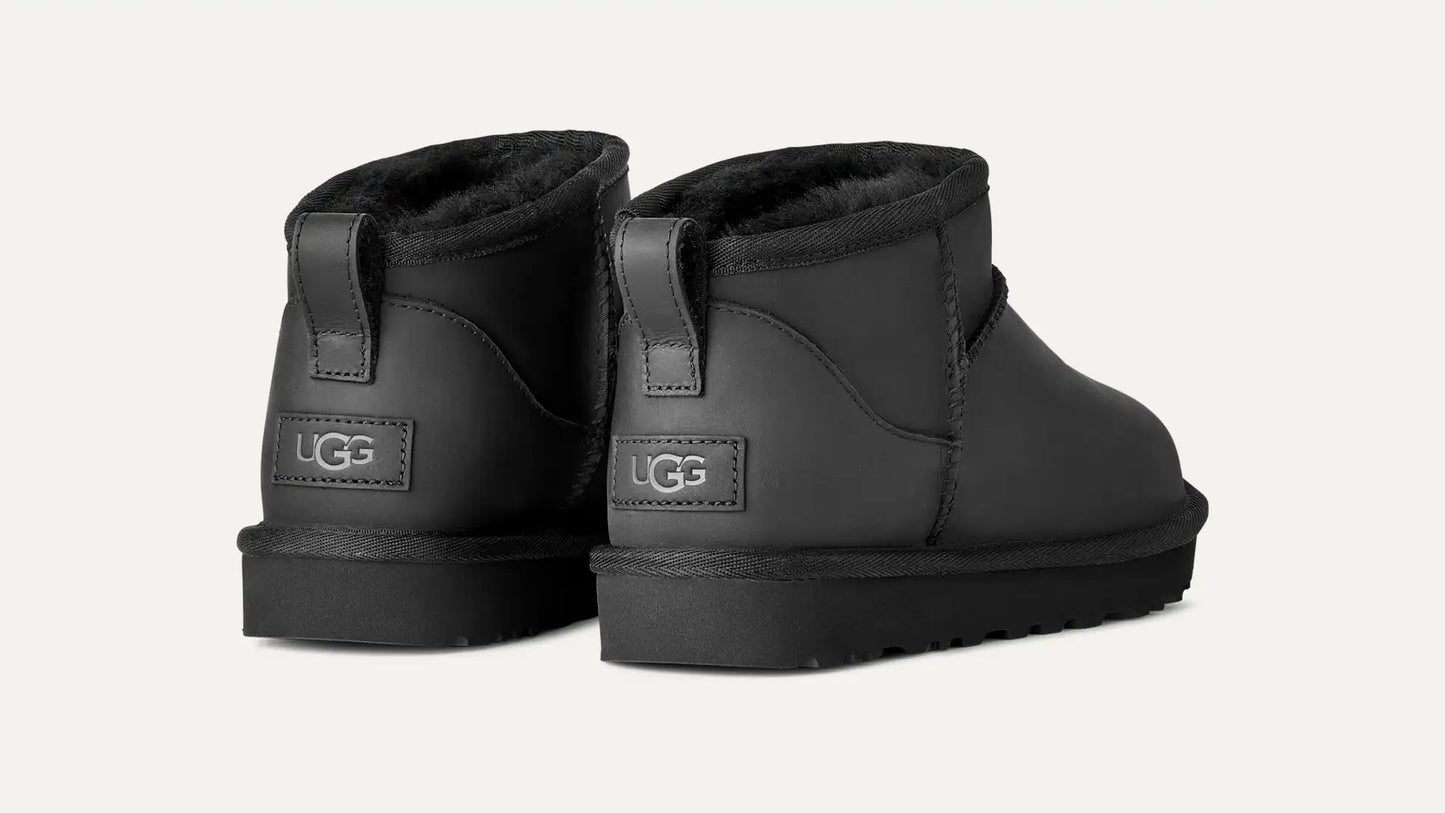 Classic Ultra Mini en cuir